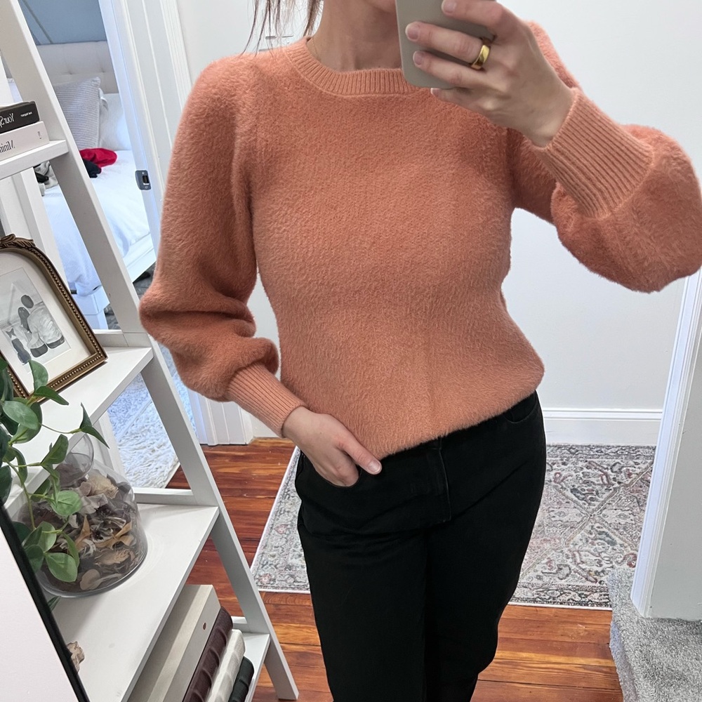 dRA Sweater